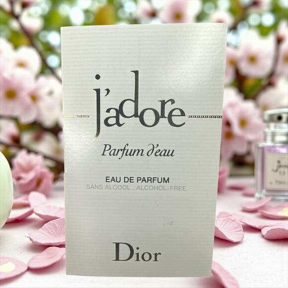 Dior J’adore Parfum d’Eau Eau de Parfum Sample 1.2 ml / 0.04 fl oz - Picture 1 of 3